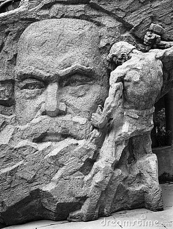 estatua-de-piedra-chongqing-sichuan-china-de-karl-marx-5872234.jpg