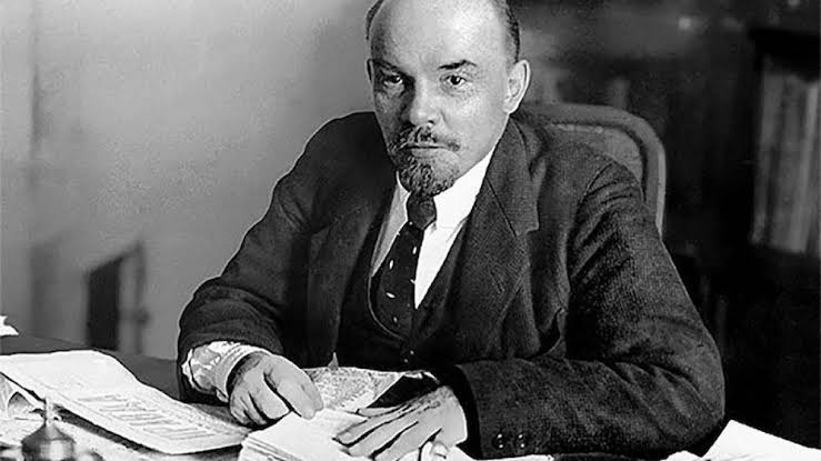 Lecciones históricas del nacimiento del marxismo en Rusia