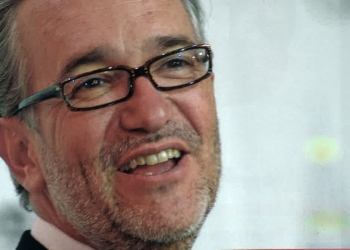 La hipócrita filantropía de Salinas Pliego