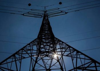 Reforma para la industria eléctrica: demasiado poco