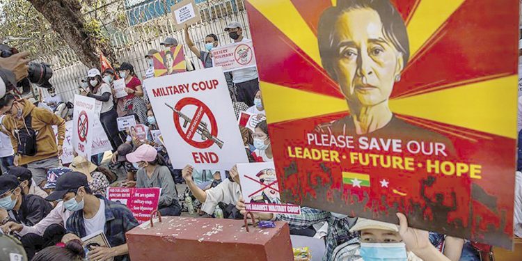 Resistencia de las masas de Myanmar ante la sangrienta represión