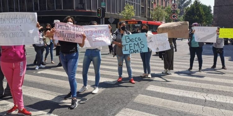 El IEMS desparece la “Beca IEMS” para sus estudiantes: Es necesaria la organización y  movilización de los estudiantes