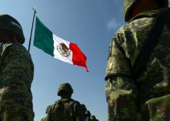 El peligroso fortalecimiento de las fuerzas armadas en México