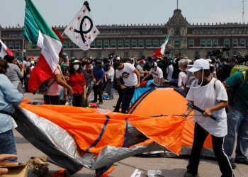 Vox, el PAN y las divisiones entre la derecha y la ultraderecha mexicana