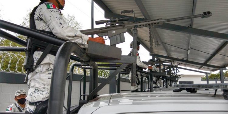 “Pueblo uniformado” no es lo mismo que pueblo armado