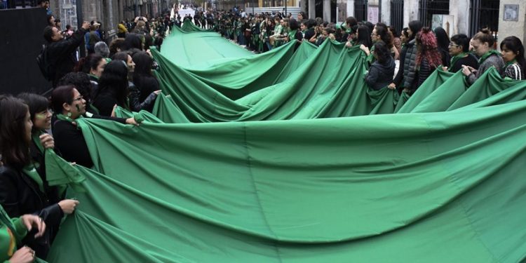 ¡Aborto legal, seguro y gratuito en todo México!