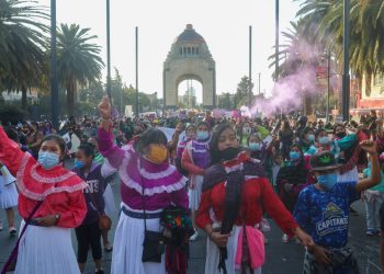 LIS 36: Contra la violencia a la mujer la unidad de la clase obrera