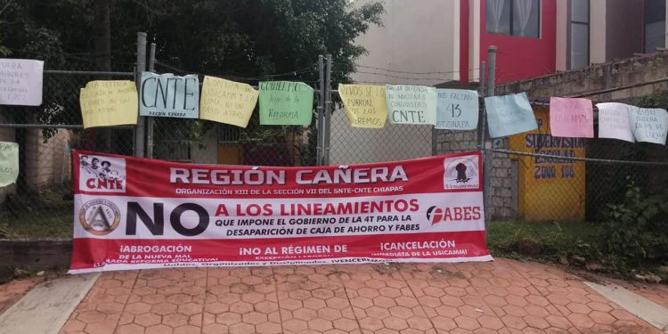 Burocratización y neocharrismo dentro de la sección VII del SNTE, Chiapas