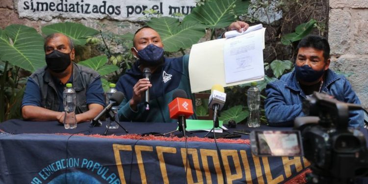 Contra el despojo de la Escuela Secundaria Popular «Carrillo Puerto» en Michoacán