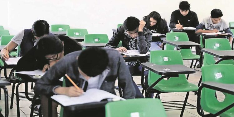 Por una educación popular en el INEA