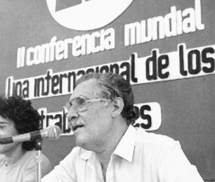 Morenistas: navegando sin brújula