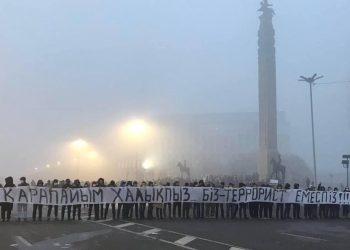 Kazajistán: el presidente llama a tropas extranjeras para aplastar el movimiento de protesta