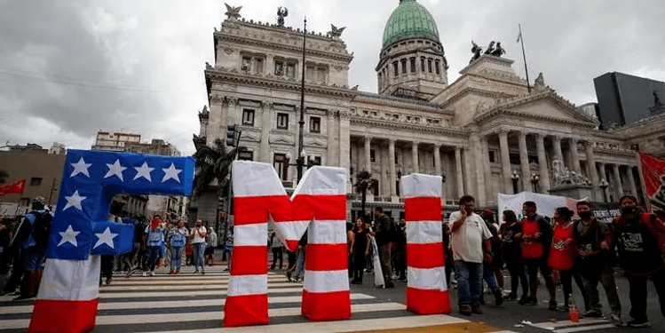 Las protestas contra el FMI y las divisiones en el gobierno argentino