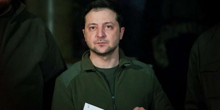 Ucrania: el gobierno de Zelenski utiliza la invasión para justificar la represión política