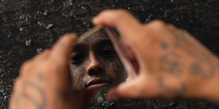 Las pandillas y las políticas fracasadas de Bukele