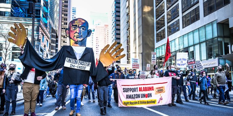 EEUU: victoria sindical en Amazon – ¡Bezos, tus trabajadores van a por ti!