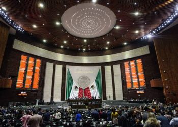 La reforma eléctrica, una lucha parlamentaria no basta