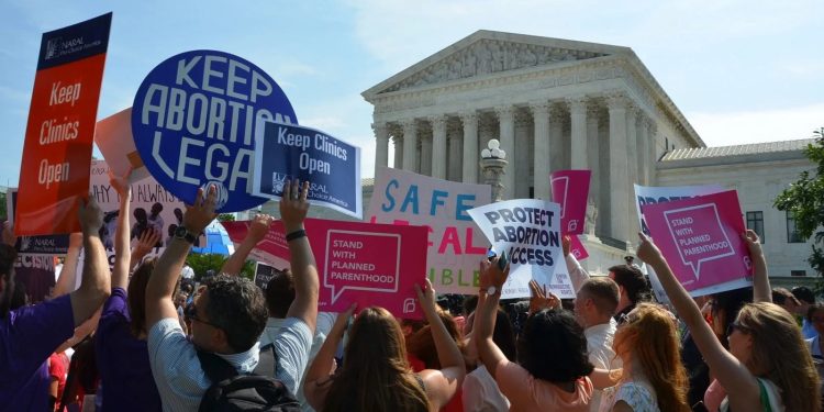 EEUU: El Tribunal Supremo ataca el derecho al aborto – ¡Respondamos con la lucha de clases!