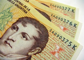 ¿Es el problema de Argentina la economía bimonetaria?