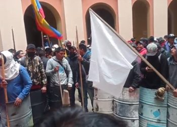Ecuador paro nacional: decenas de miles marchan en Quito y empiezan las tomas de gobernaciones