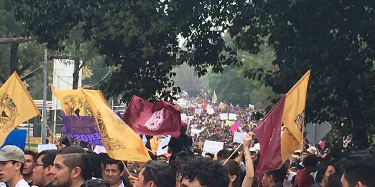 Un fantasma recorre las escuelas, el fantasma de la lucha estudiantil
