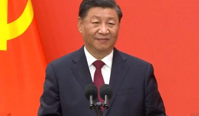China: Xi Jinping acumula un poder sin precedentes al tiempo que se avecina una profunda crisis