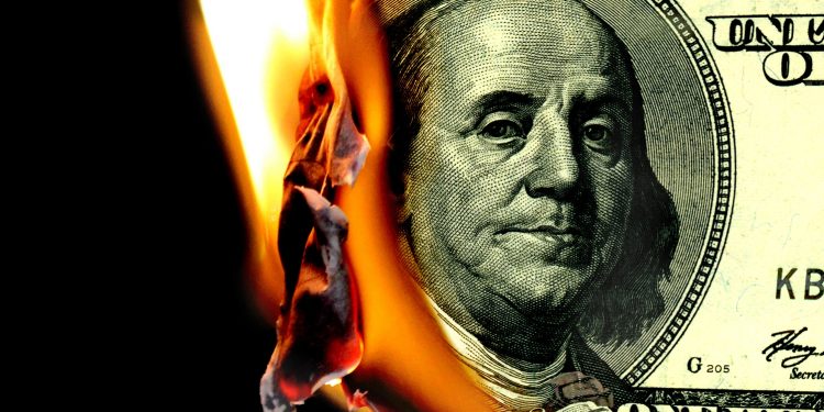 El Doctor Doom predice «días oscuros» para el capitalismo