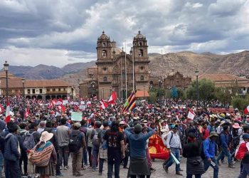 Perú: usurpadora Boluarte declara estado de emergencia para aplastar el paro nacional del 15 de diciembre