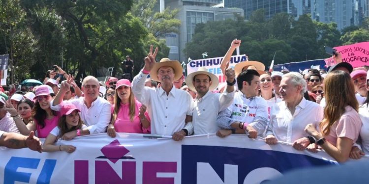 Los electricistas del SME, la primera línea de combate frente a la derecha