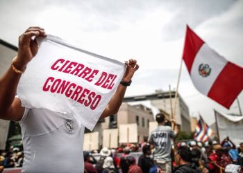 Perú: farsa de adelanto electoral no resuelve nada