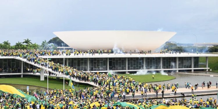 Brasil: Combatir a la turba reaccionaria bolsonarista con la movilización de la clase obrera