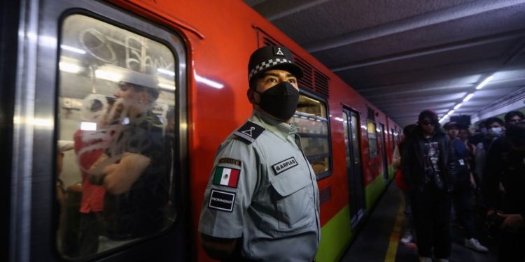 ¡Por un metro digno, seguro y eficiente!