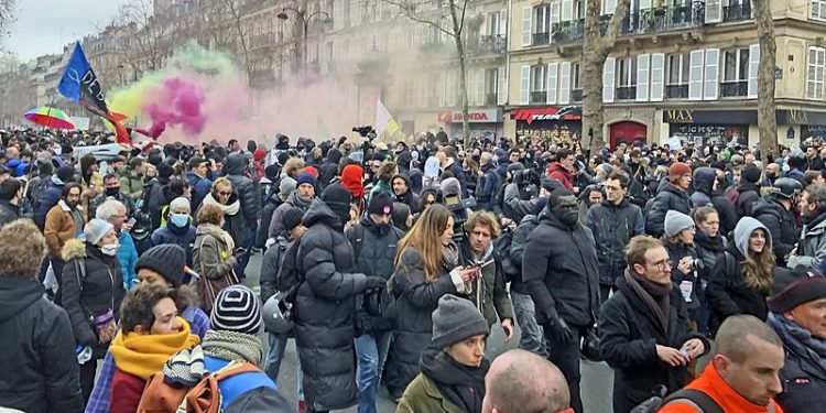 Francia: una lucha en la encrucijada