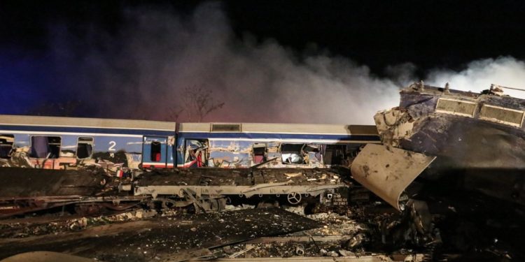 Grecia: ¡la colisión mortal de trenes fue un crimen capitalista! ¡Echar a los asesinos!