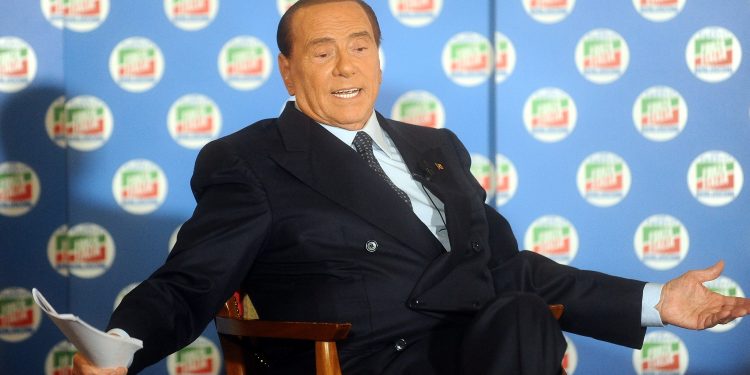 Italia: Berlusconi, ¿un loco, o un instrumento útil en manos de la patronal?
