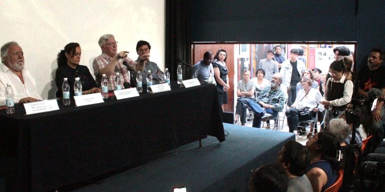 Emotivo homenaje a Esteban Volkov en la Casa Museo Trotski en México