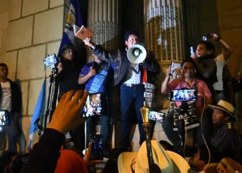 Guatemala en Paro ¡Ninguna Confianza en las Instituciones del Régimen!