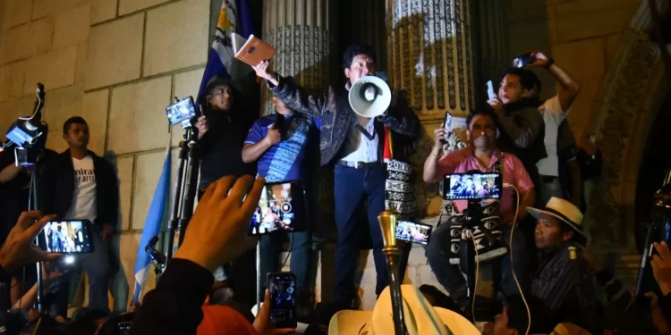 Guatemala en Paro ¡Ninguna Confianza en las Instituciones del Régimen!