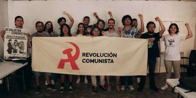 Exitoso lanzamiento de la organización ‘Revolución Comunista’ en El Salvador
