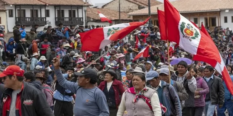 Perú: Marchas contra Dina Boluarte