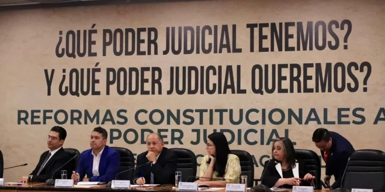 Se aprueba la reforma jurídica, pero la escoria sigue penetrando a la 4T