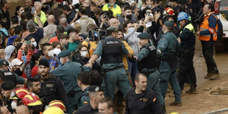 Declaración de la OCR sobre la DANA en Valencia ¡Que pague la clase dominante! ¡No son muertos, son asesinatos!