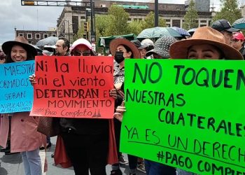 En la defensa de las pensiones estamos con los maestros y contra los banqueros
