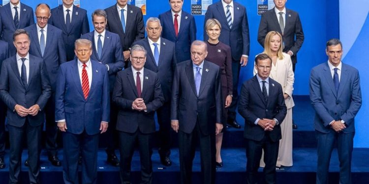 La cumbre de la OTAN en La Haya expone el servilismo europeo hacia EEUU